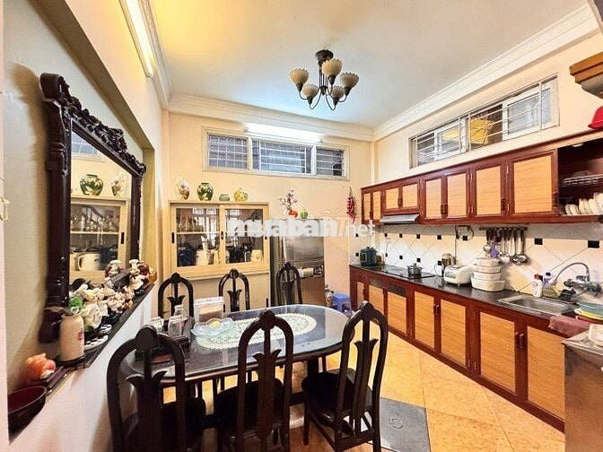Bán gấp !!! Nhà đẹp lô góc thoáng sáng , nội thất sang trọng - 40m2 