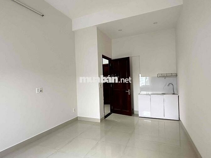 PHÒNG TRỐNG MẶT TIỀN ĐƯỜNG PHÚ THUẬN, ĐƯỜNG LỚN Ô TÔ ĐẬU
