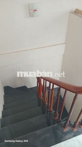 Cho thuê nhà nguyên căn 4 tầng khu vực Xốm