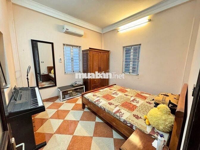 Bán gấp !!! Nhà đẹp lô góc thoáng sáng , nội thất sang trọng - 40m2 