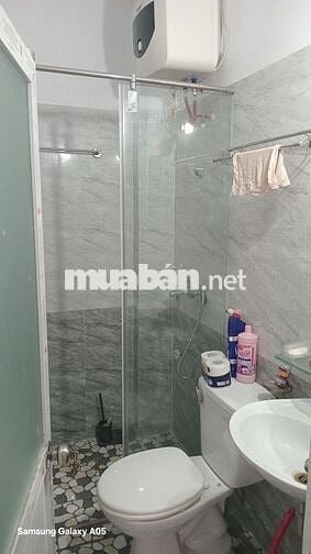 Cho thuê nhà nguyên căn 4 tầng khu vực Xốm