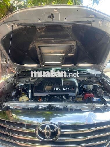 Toyota Fortuner 2014 2.5G 4x2 - 140000 km