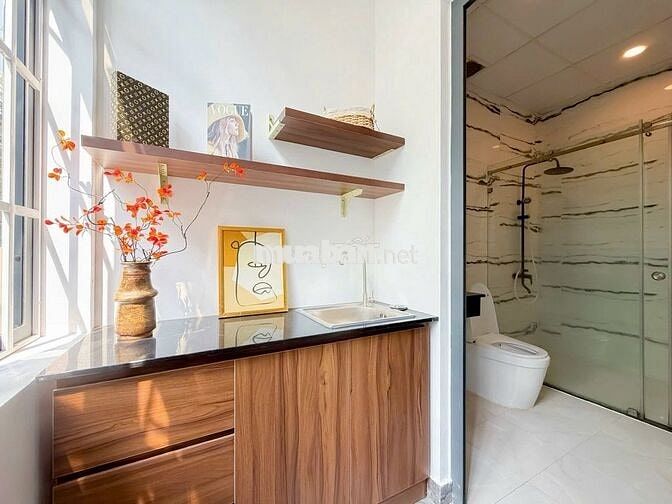 PHÒNG THOÁNG MÁT FULL NỘI THẤT GẦN CẦU THAM LƯƠNG
