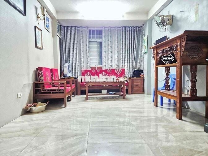 Phân lô phố Trịnh Đình Cửu ô tô đỗ cửa 35m2 x5T giá nhỉnh 6 tỷ sổ đỏ C