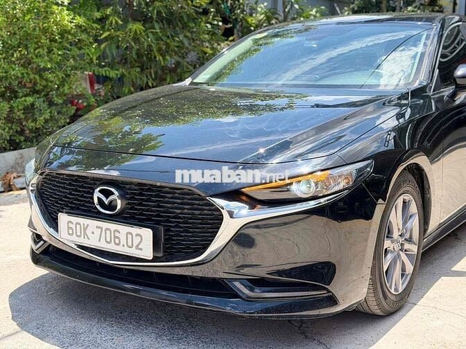 Mazda 3 Luxury 1.5AT 2021 Đen 81,000km