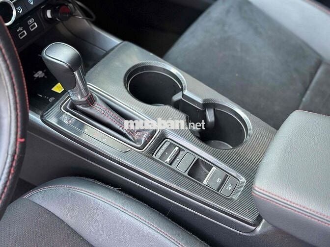 Honda Civic RS SX 2023 Odo 5.000 km Siêu Lướt