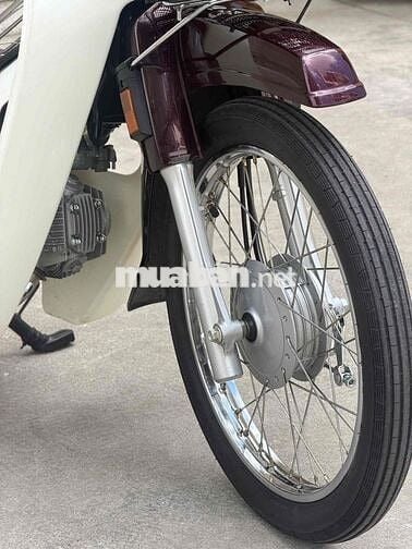 Honda Dream Thái Nâu trắng