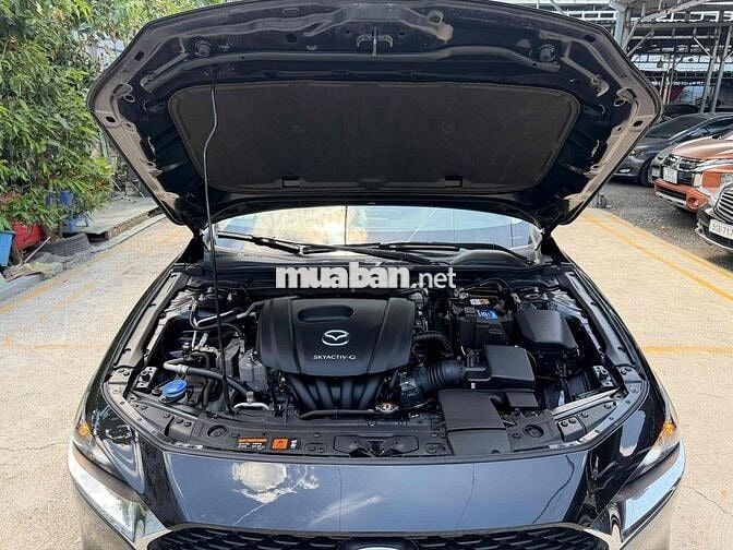 Mazda 3 Luxury 1.5AT 2021 Đen 81,000km