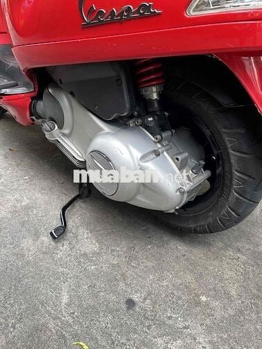 Piaggio Vespa S 125ie màu Đỏ Xăng