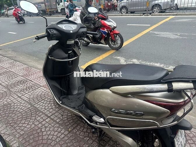 Honda Lead 110cc 2012 bs 59m1-26822