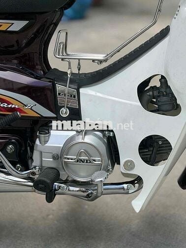 Honda Dream Thái Nâu trắng