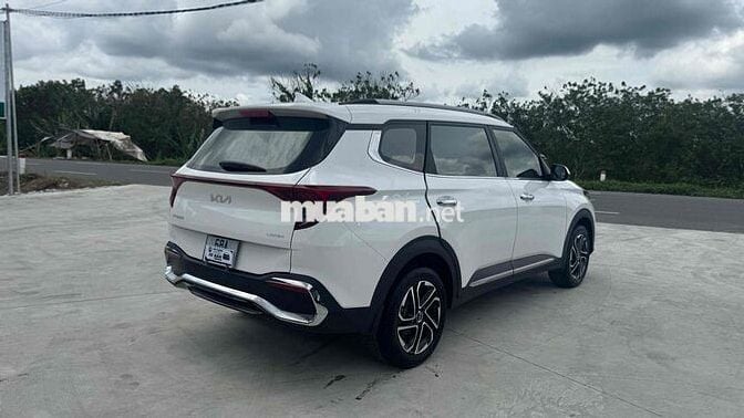 KIA Carens 1.5G Luxury 2024 7 chỗ Trắng