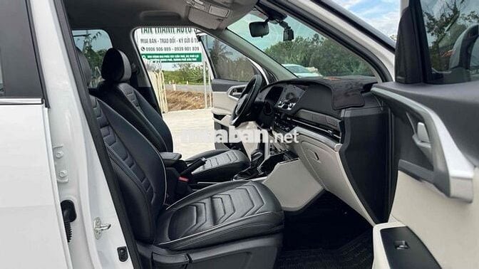 KIA Carens 1.5G Luxury 2024 7 chỗ Trắng