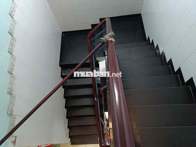 Nhà sát TT Parc Mall Q8. DT: 100m2, 3 Tầng kiên cố, 5PN. Chỉ 8,5 Tỷ