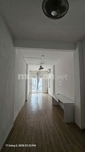 Cho thuê nhà 23 ngõ 25 Triệu Việt Vương, Hà Nội, MB 48m2x 3 tầng