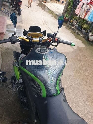 Xe côn tay Kawasaki Z1000 Xanh Đen