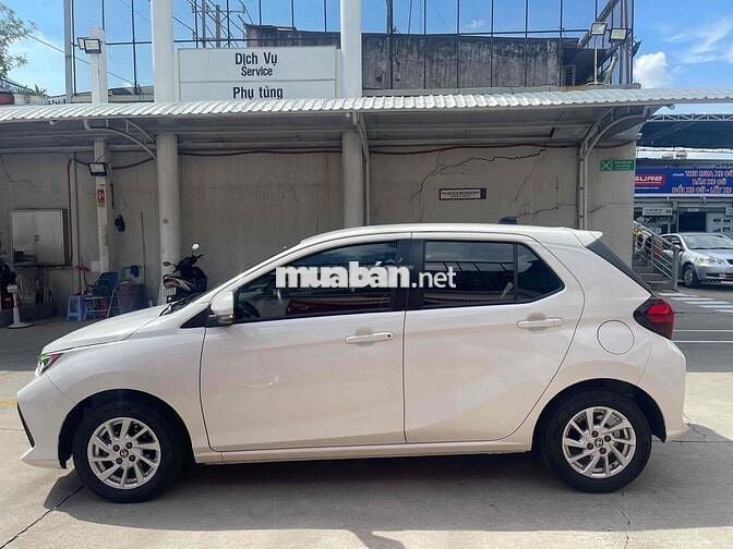 Toyota Wigo 1.2 AT 2024 Trắng 35.000KM