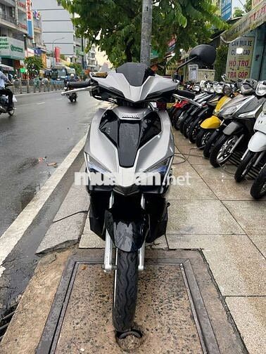 Honda Air Blade 2017 Đen, Bạc đã sử dụng