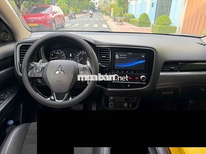 Mitsubishi Outlander CVT 2.0 đời cuối 2023,,