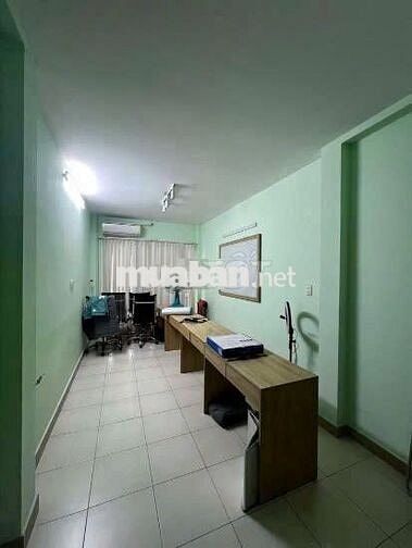 MT Đường 3/2-P.8 Q.10- 3,5x10m-4 tầng 3PN 3WC-Giá 19tr/tháng