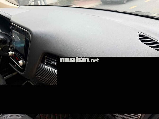 Mitsubishi Outlander CVT 2.0 đời cuối 2023,,