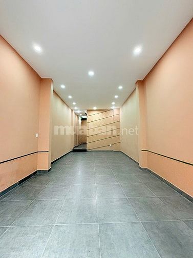 Bán Nhà mặt tiền 7 Hồng Lạc, 4x16m. 5 tầng, giảm 2 tỷ, chỉ còn 11tỷ3