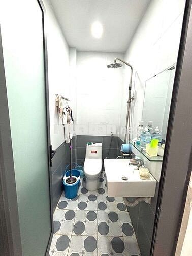 🕵️GIÃM CHÀO TUỘT ĐÁY,CHỈ 3,5TỶ CÓ NHÀ MBKD ĐƯỜNG 5D, BHHA LỘ9M,3TẦNG