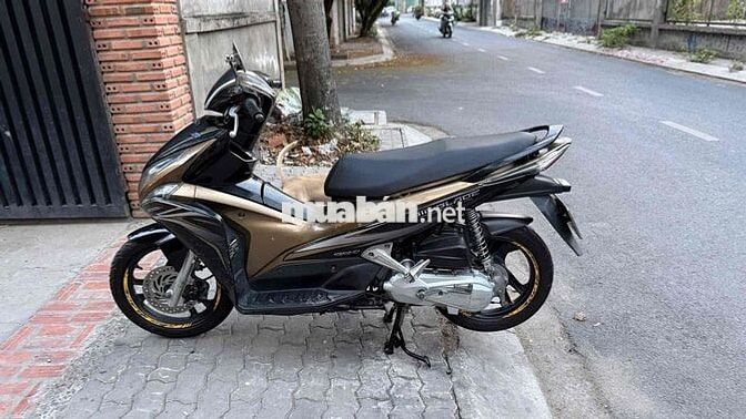 Honda Air Blade 110 2011 Đen, Vàng đồng 35000 km