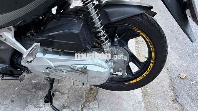 Honda Air Blade 110 2011 Đen, Vàng đồng 35000 km