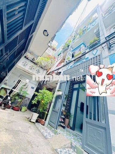 NHÀ ĐẸP GIÁ TỐT  2 LẦU  4 P . P . PHÚ ĐỊNH