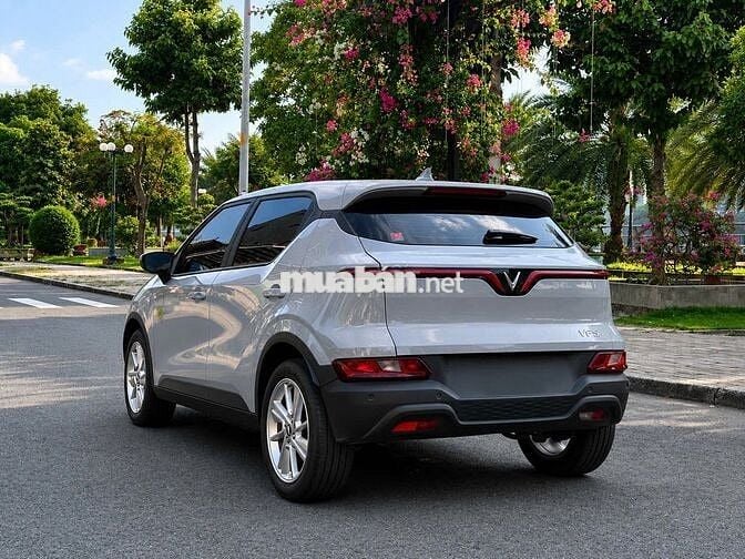 Vinfast VF5 Plus ODO 31.00 km Sạc Free ko giới hạn