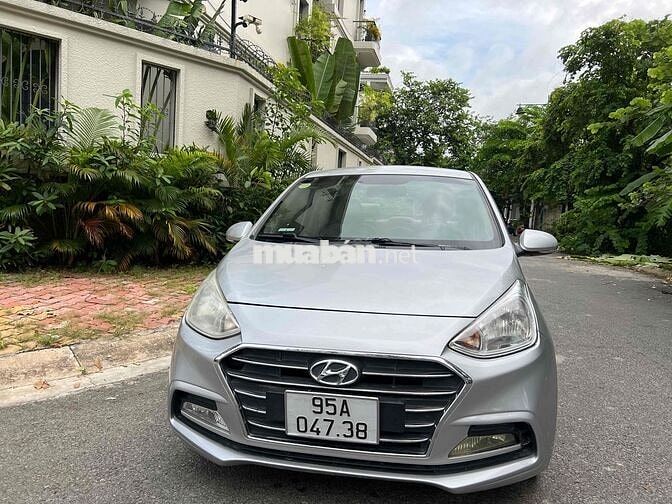 Hyundai Grand i10 Số sàn Bạc