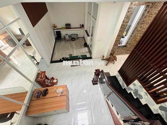 Biệt Thự Mới 10x20 Có Nội Thất DS Tân Quy