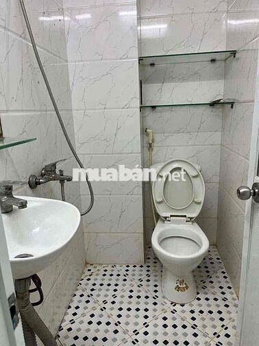 NC 3pn3wc 35m2 hẻm phan huy ích p12