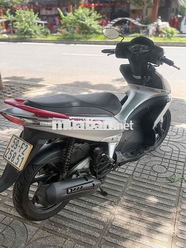 Honda Air Blade Bạc 252.546 km