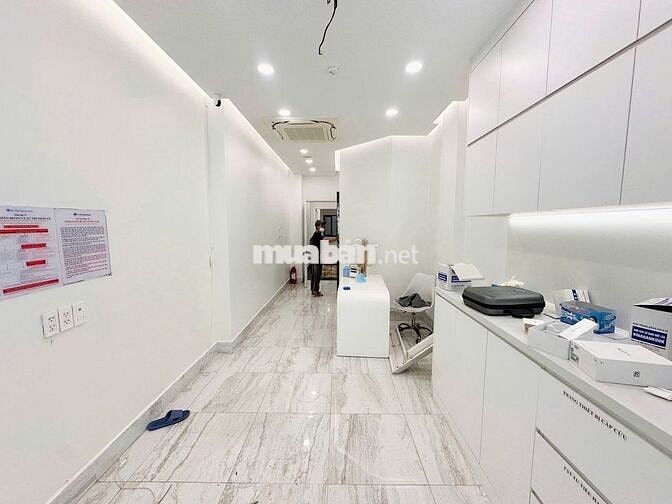 CHO THUÊ NHÀ MẶT TIỀN BÙI THỊ XUÂN, PHƯỜNG BẾN THÀNH, QUẬN 1 thang máy