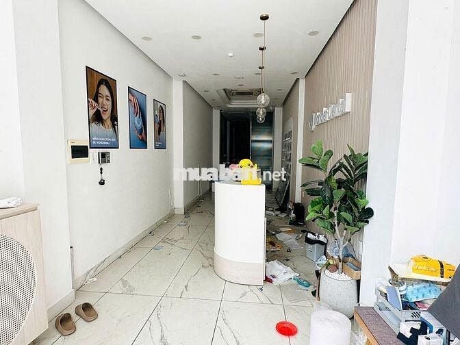 CHO THUÊ NHÀ MẶT TIỀN BÙI THỊ XUÂN, PHƯỜNG BẾN THÀNH, QUẬN 1 thang máy