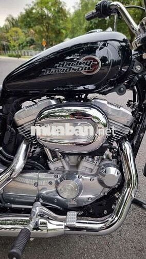 Harley Davidson Superlow 883