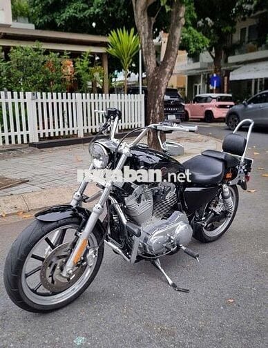 Harley Davidson Superlow 883