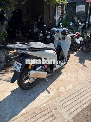 Honda SH 350i 2022 Xám 9k5 bao tua Thái Lan