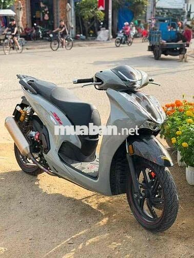 Honda SH 350i 2022 Xám 9k5 bao tua Thái Lan