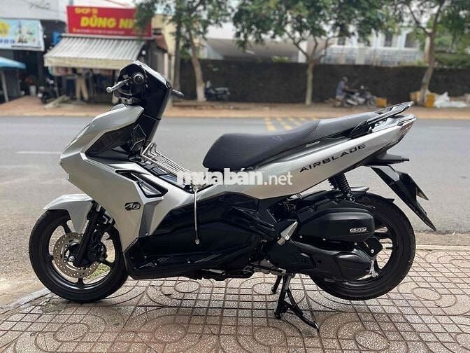 Honda AirBlade 125Fi 2022 Xám đen Zin êm Mới đẹp