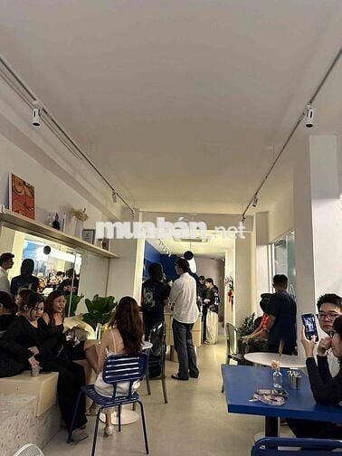 🔥 Sang Quán Cafe Góc 2 Mặt Tiền Cao Thắng, Quận 3
