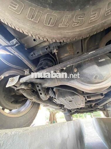 Mitsubishi Pajero Sport máy dầu 2 cầu