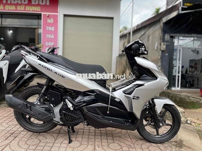 Honda AirBlade 125Fi 2022 Xám đen Zin êm Mới đẹp