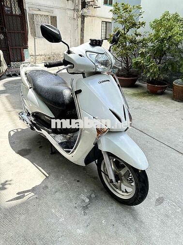 Honda Lead Trắng Xăng phun điện tử 10/2012 zin êm