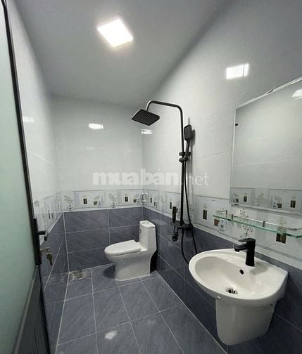 Hẻm 3,5 số MT dự phóng Thái Phiên. 3,8mx11,5m. 3 tầng mới.Giá 6,98 tỷ