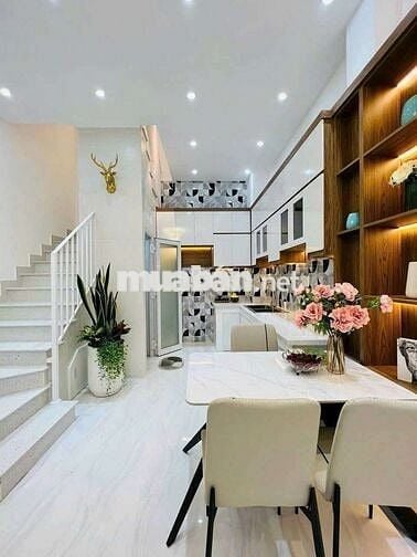 CHO THUÊ NHÀ FULL NT 3PN 3WC ĐƯỜNG SỐ 8 P11
