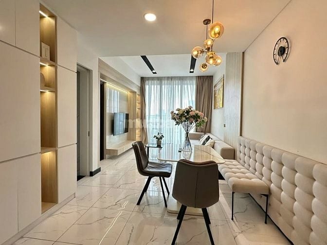 (BÁN GẤP)-Phạm Văn Đồng,2tỷ1,52m2-2PN,SHR,ở liền,full NT hiện đại