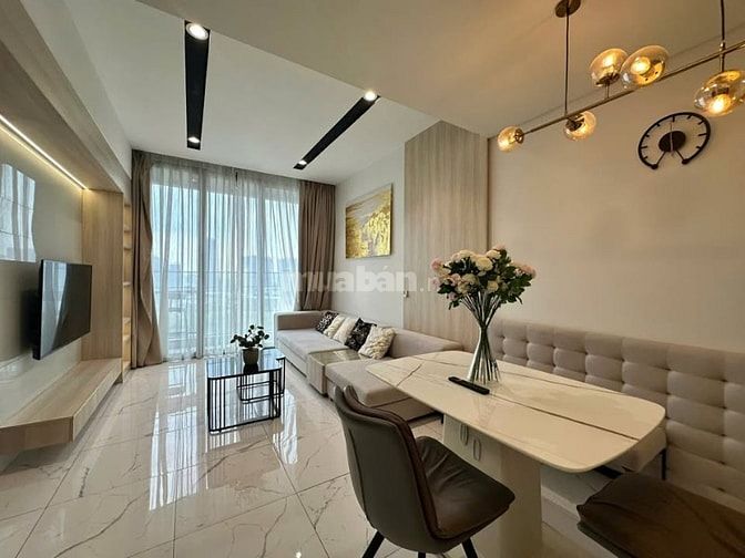 (BÁN GẤP)-Phạm Văn Đồng,2tỷ1,52m2-2PN,SHR,ở liền,full NT hiện đại